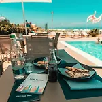 Hotel You&me Rimini