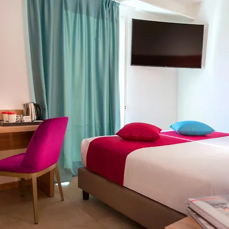 & Me - Adults Friendly 3* Rimini