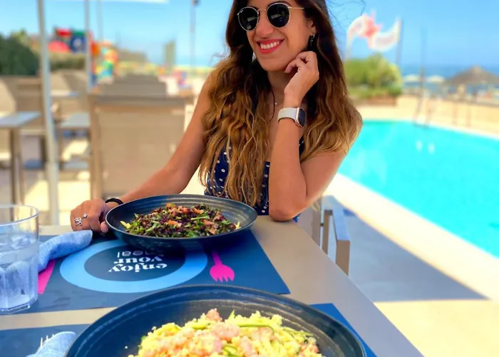 Ξενοδοχείο & Me