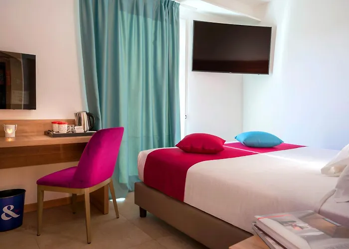 & Me 3* Ρίμινι