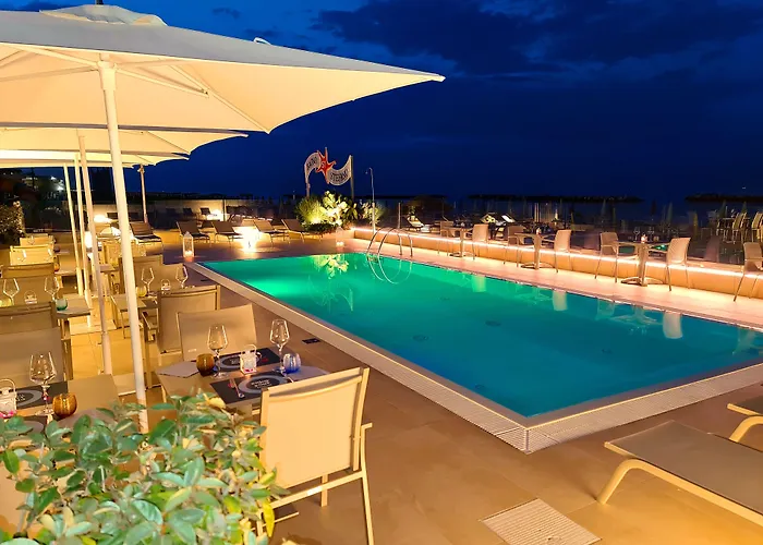 & Me Hotel Rimini